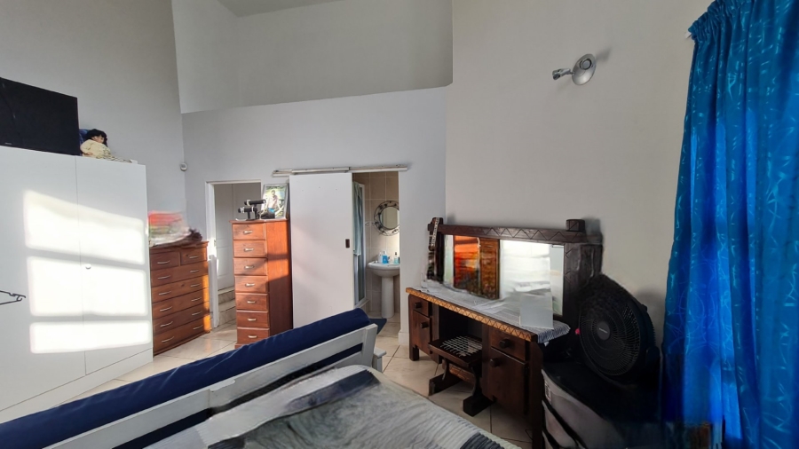 3 Bedroom Property for Sale in Dana Bay Western Cape